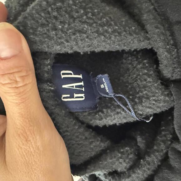 Cute GAP Hoodie Size S - Picture 6 of 6